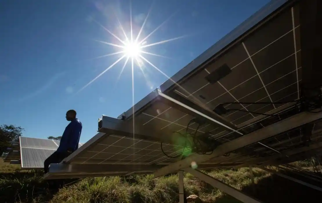 Énergie solaire commerciale industrielle Afrique de l'Ouest comparaison régionale